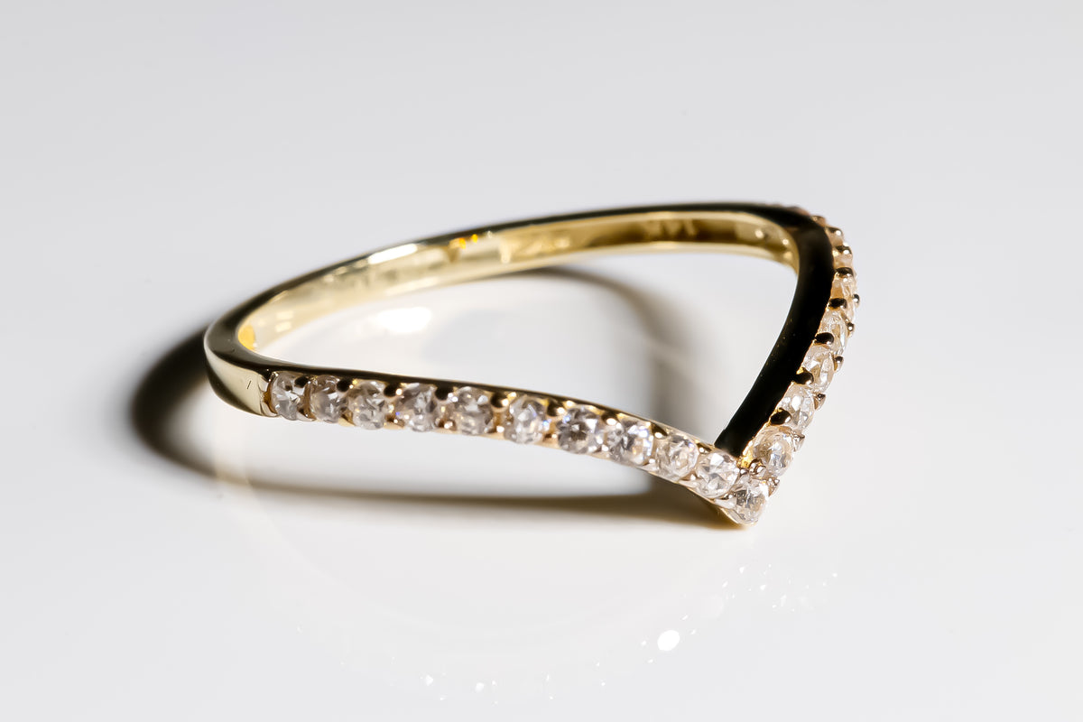 V-Style Ring cz, 14K Solid Yellow Gold