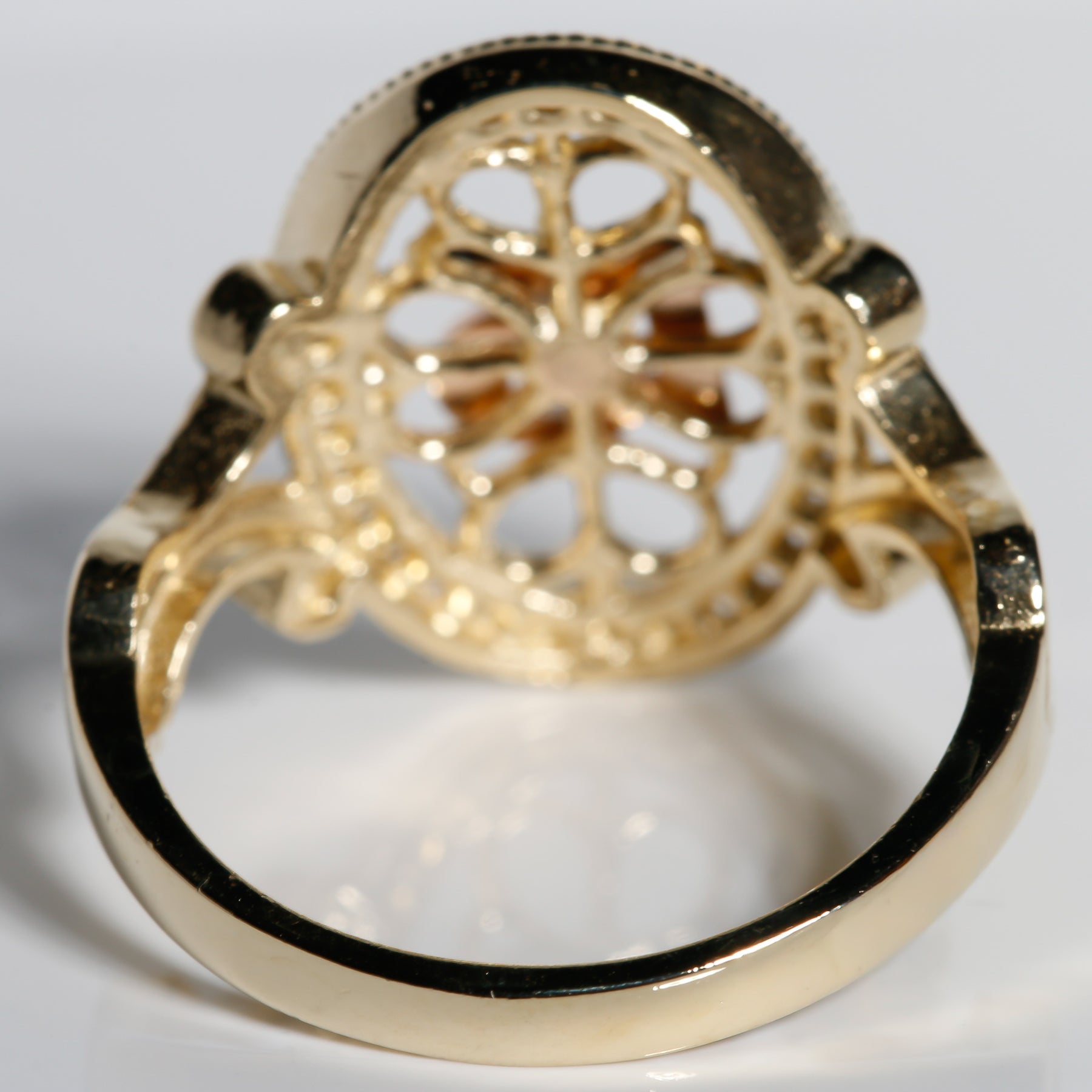 Royal Oval Quinceañera Ring – 14K Solid Gold Three-Tone “15” with CZ