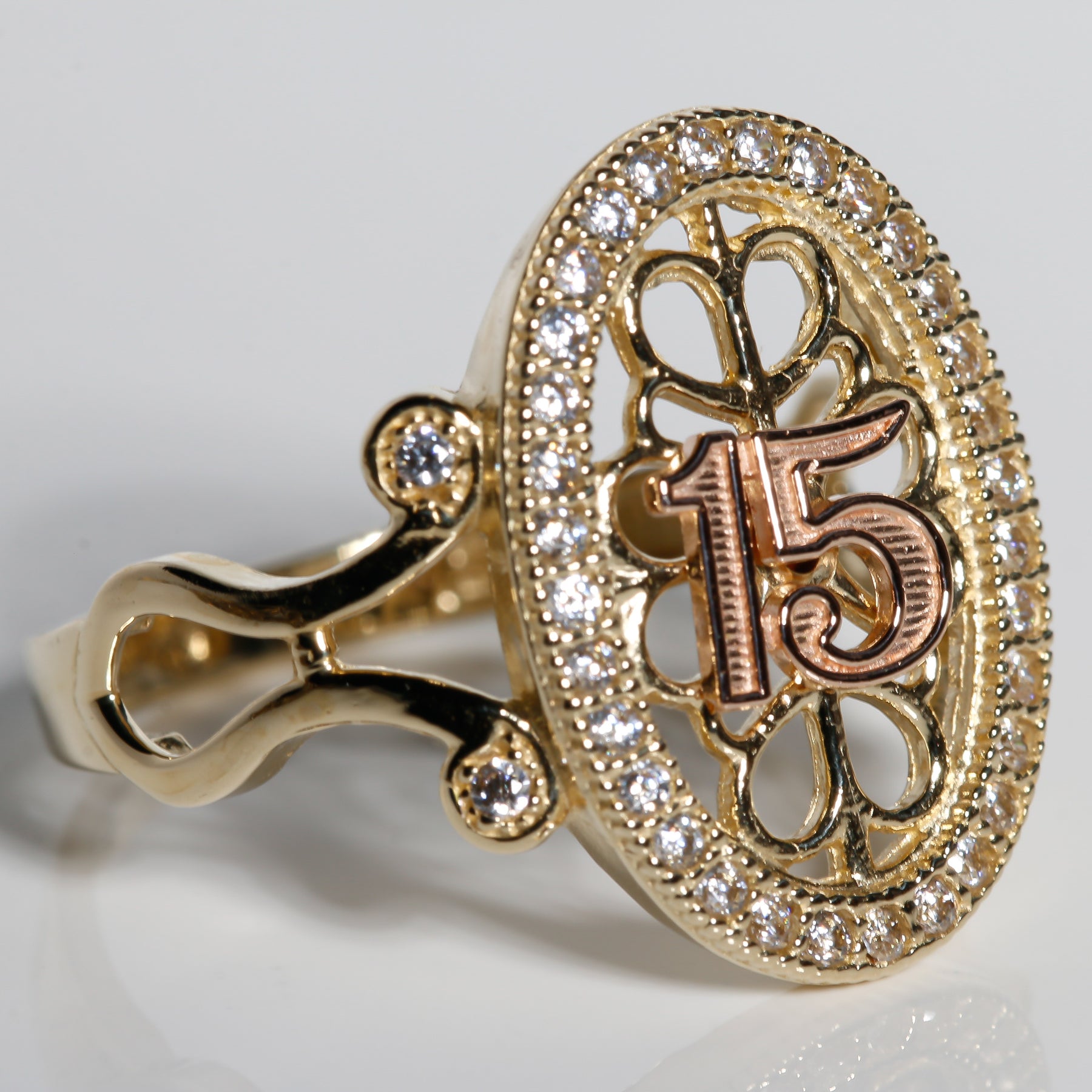 Royal Oval Quinceañera Ring – 14K Solid Gold Three-Tone “15” with CZ