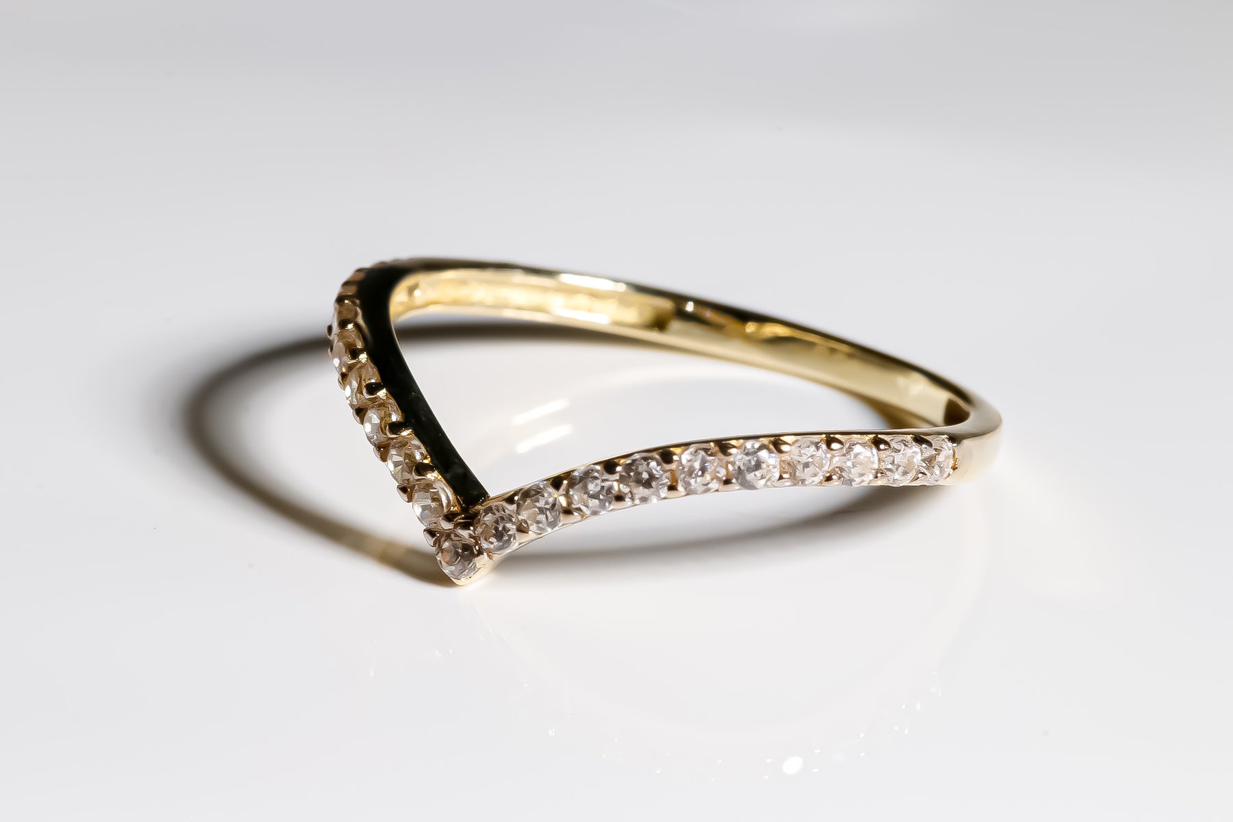 V-Style Ring cz, 14K Solid Yellow Gold