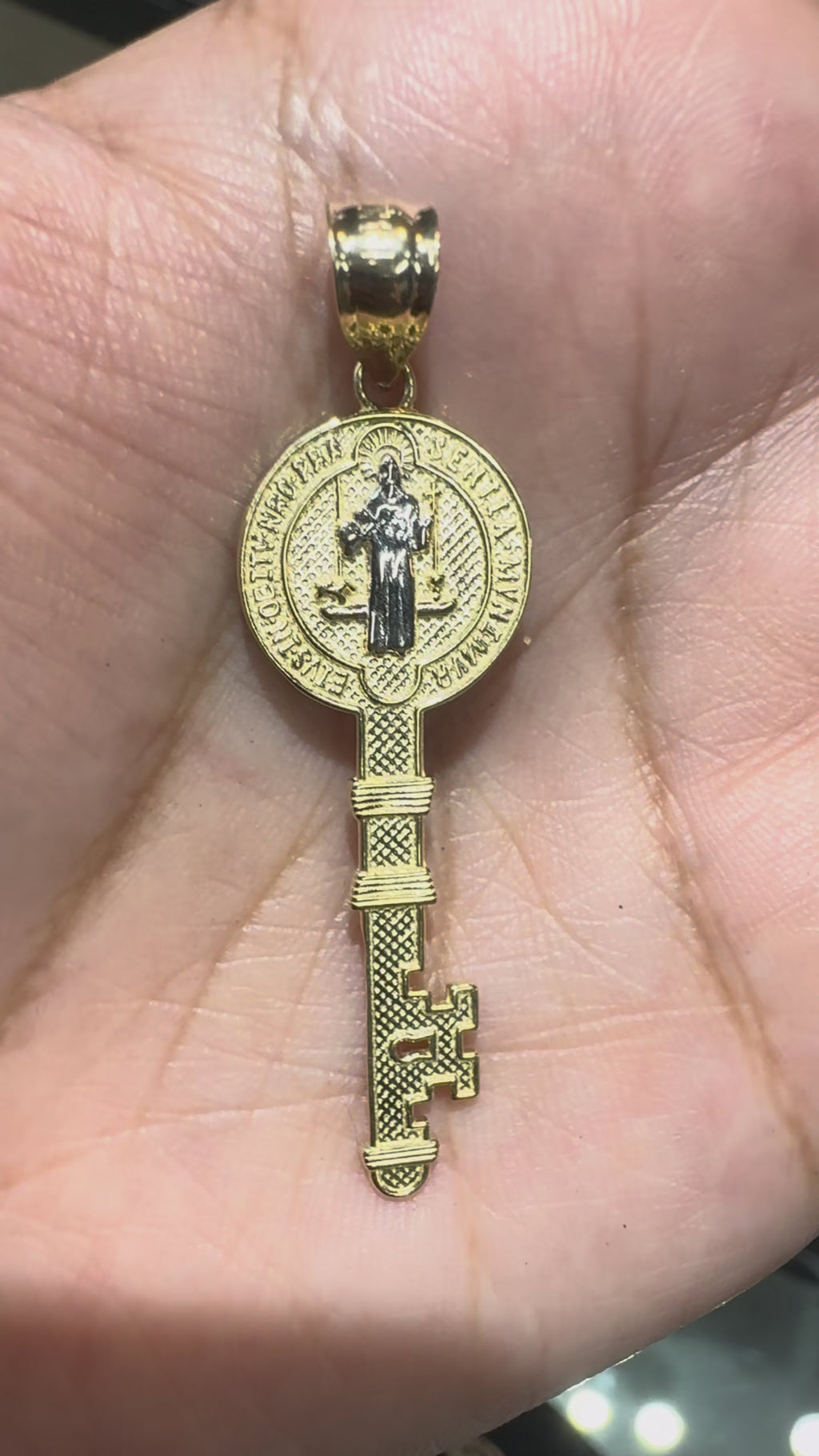 San Benito Key Pendant, 14k Solid Gold 