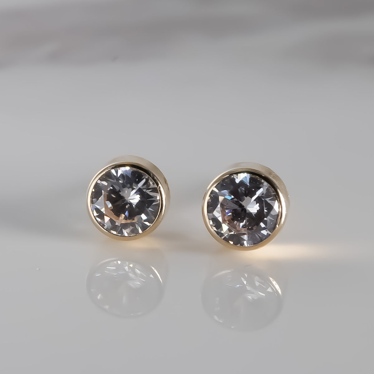 Round cz Studs, 14k Solid Yellow Gold Earrings